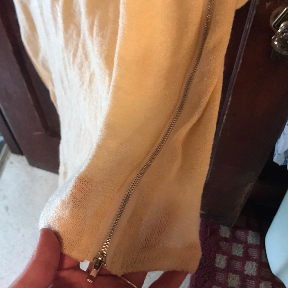 Sweater - Picture 2 of 4